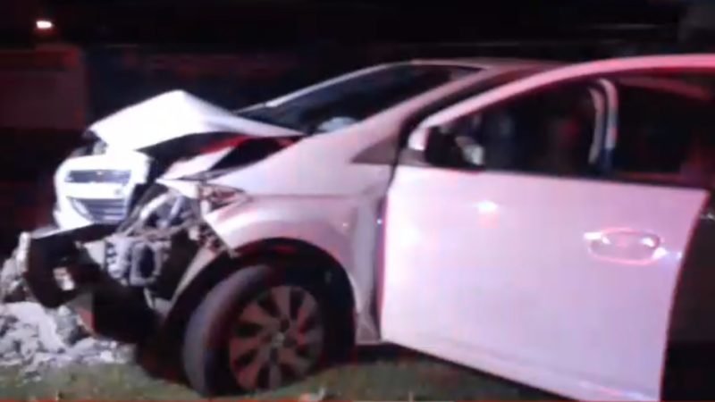 Sorriso: Condutor é preso após derrubar poste no centro