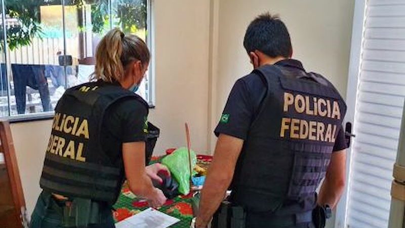 PF faz ação contra funcionários que desviavam encomendas dos Correios