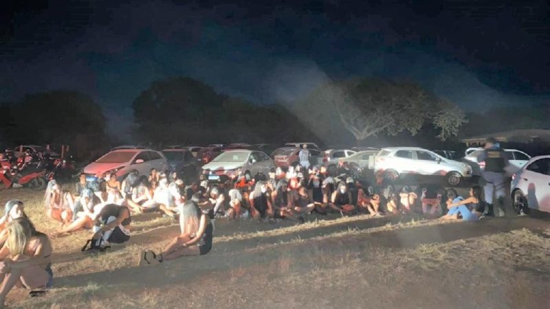 Policiais encontram menores em festa com consumo de droga e narguilé