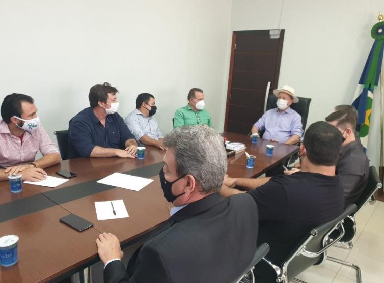 Prefeitos de Sinop, Sorriso, Lucas se reúnem com senador para reforçar cobrança pela duplicação da BR-163 no Nortão