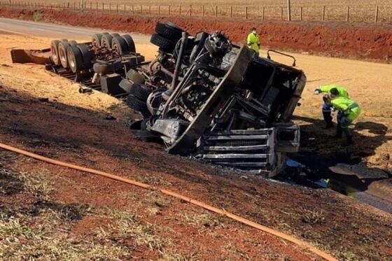 Motorista morre carbonizada na BR-163