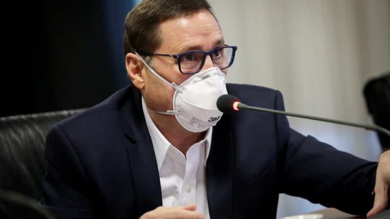 Senador pede convocação de secretário da Casa Civil de MT para depor na CPI da Covid