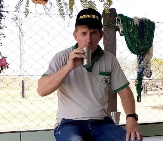 Jovem morre após ônibus atropelar e arrastar moto na BR-163