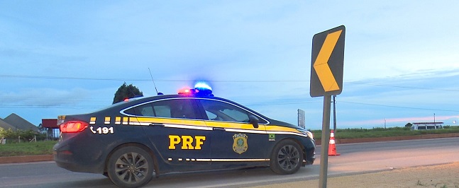 Sorriso: Motorista fura bloqueio policial da PRF a 150 km/h; disparos foram realizados para parar o veículo