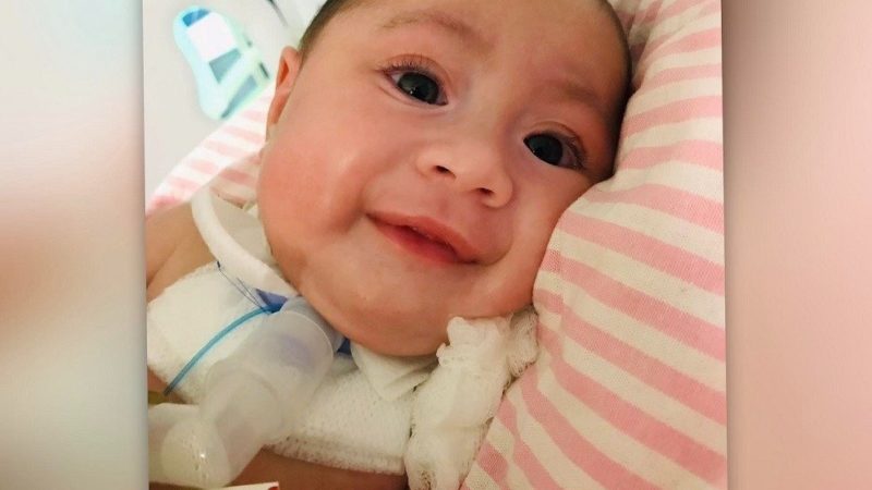 Garçom precisa de remédio de R$ 9 milhões para salvar filha de 5 meses