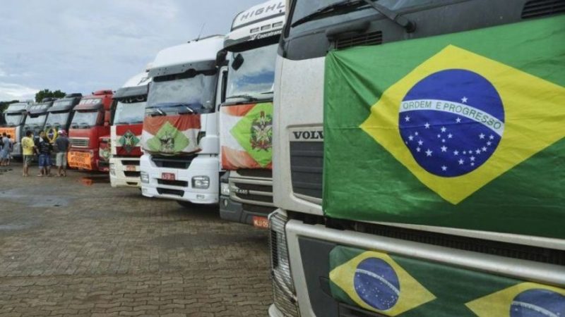 STF derruba decisão e caminhoneiros seguem proibidos de bloquear estradas