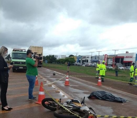 Funcionária de transportadora morre atropelada em rodovia em Sinop