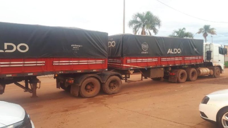 Assaltantes roubam carreta e mantêm motorista em cativeiro em MT