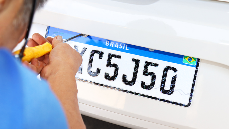 Emplacamento de veículos cai em MT