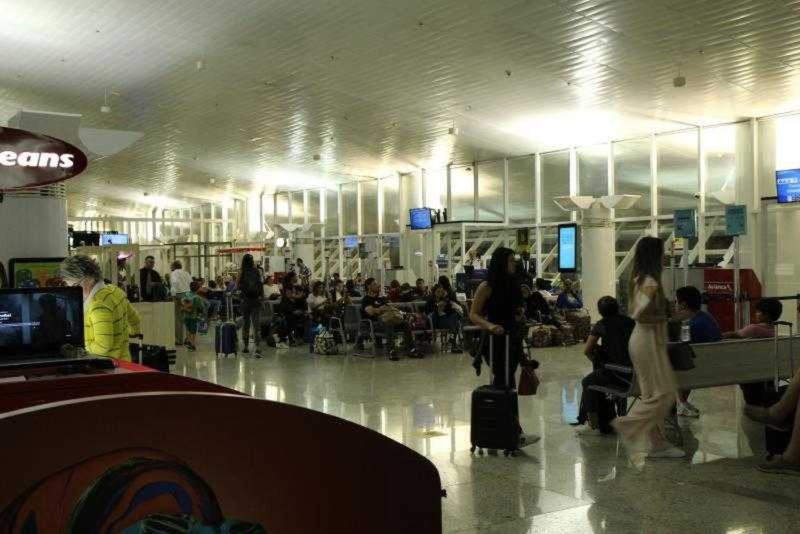 Arma de Policial dispara no Aeroporto Marechal Rondon em MT antes de embarque